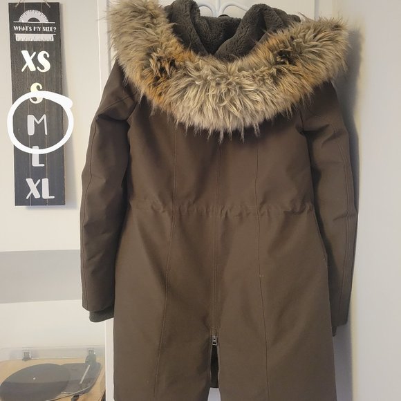 Aritzia Wilfred Parka - Olive Green (M) - Picture 5 of 8